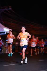 BIB: 20176
                            <button type="button" onclick="openModal(22852122)" class="btn btn-primary btn-sm float-right btn-popup" data-toggle="modal" data-target=".modal-high-quality">
                        <i class="fas fa-shopping-cart"></i> Add to Cart
                    </button>
                                            <button type="button" onclick="isThisMe(22852122, true)" class="btn btn-success btn-sm float-right btn-popup btn-isme hidden" data-toggle="tooltip" data-placement="bottom" title="นี่คือรูปของคุณใช่ไหม คลิกที่นี่เพื่อเอาเข้าอัลบั้ม">
                        <i class="fas fa-plus"></i> Add to album
                    </button>
                    <button type="button" onclick="isThisMe(22852122, false)" class="btn btn-warning btn-sm float-right btn-popup btn-isnotme hidden">
                        <i class="fas fa-ban"></i> Remove from album
                    </button>